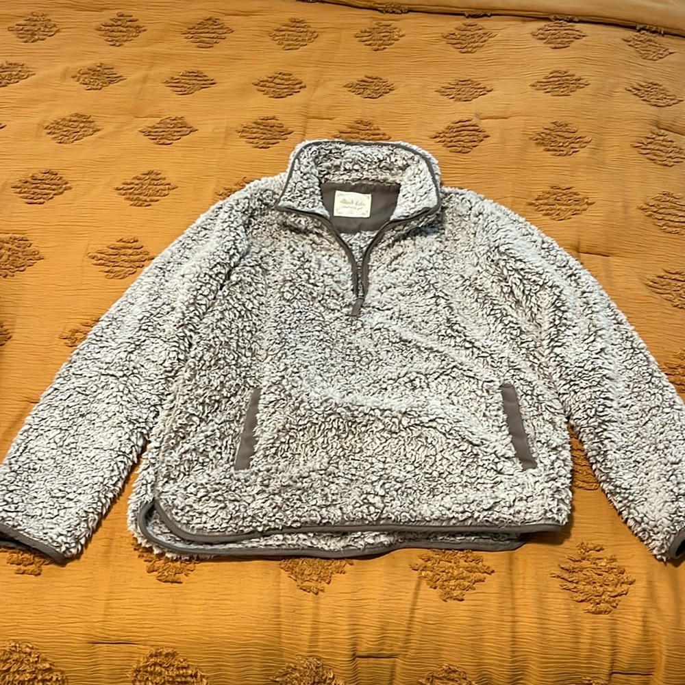 Altrd State Sherpa Pull over